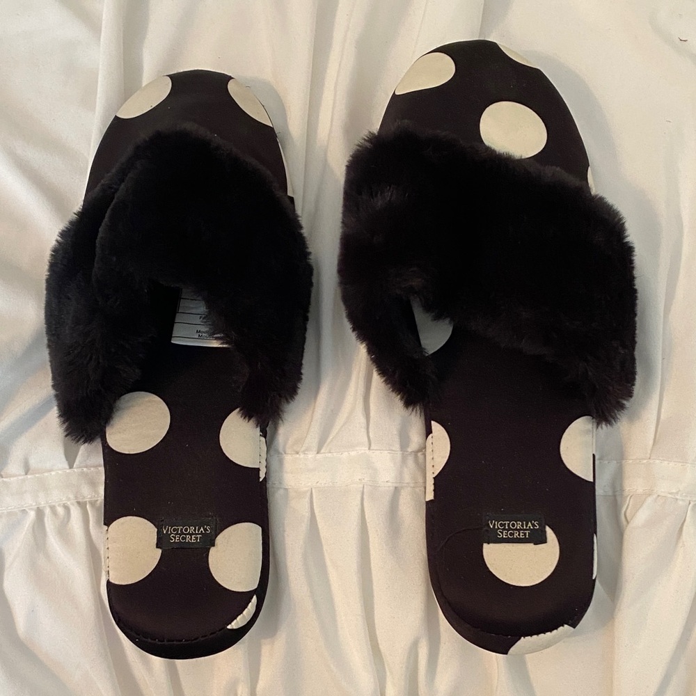 Victoria's Secret Black and White Fuzzy Slippers